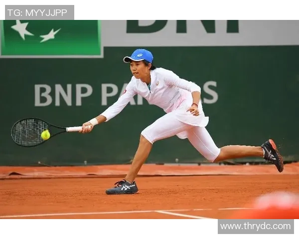 2020法网女单精彩对决张帅力战科维托娃展现中国网球新风采